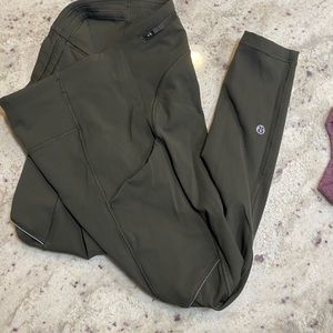 ARMY GREEN LULULEMON CROPPED LEGGINGS